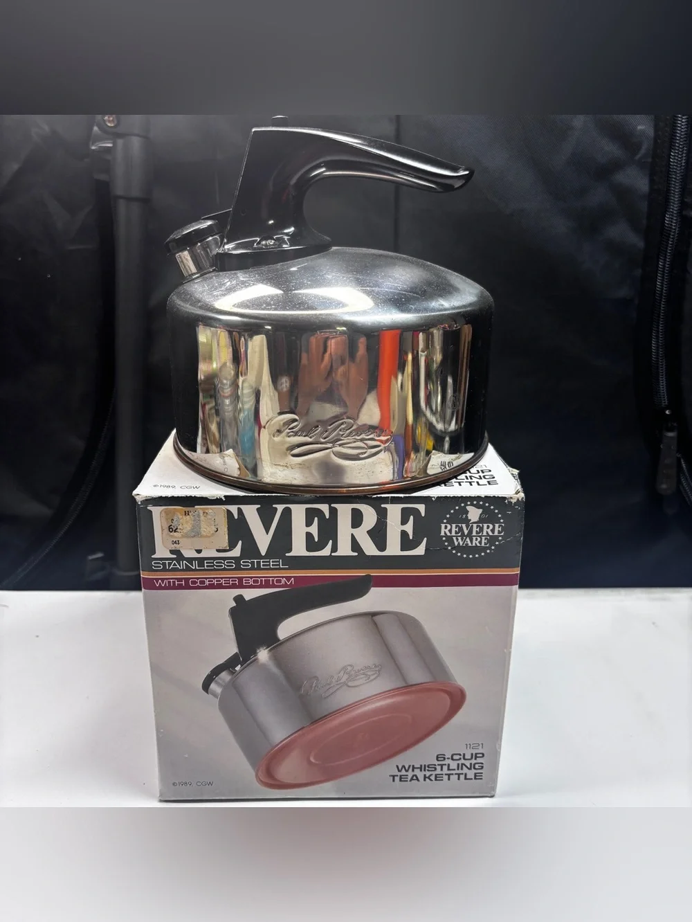 Revere Ware Tea Kettle Pot Paul Stainless Steel / Copper Bottom Korea 6 c. W/box